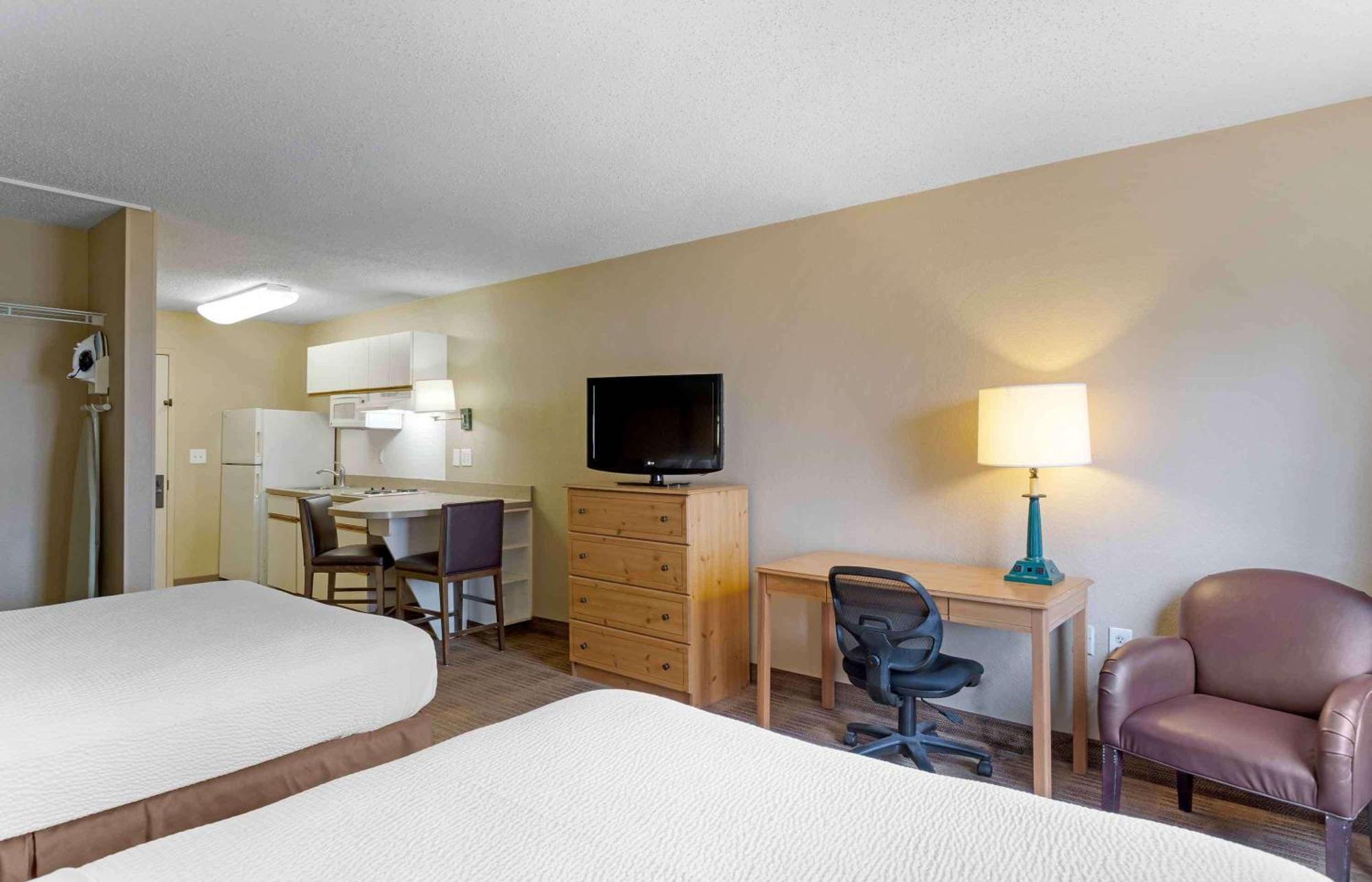 Extended Stay America Suites - Houston - Galleria - Uptown Экстерьер фото